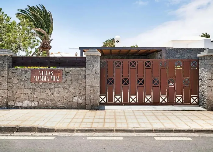 Charming In With Private Pool Villa Playa Blanca (Lanzarote)