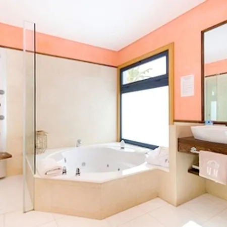 Charming In With Private Pool بلايا بلانكا