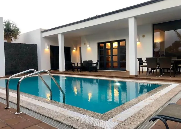 Charming In With Private Pool Vila Playa Blanca (Lanzarote)