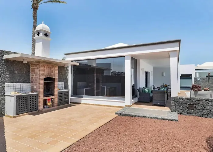 Charming In With Private Pool Vila