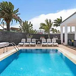 Charming In With Private Pool Playa Blanca (Lanzarote)
