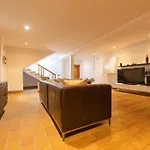 Villa Charming In With Private Pool