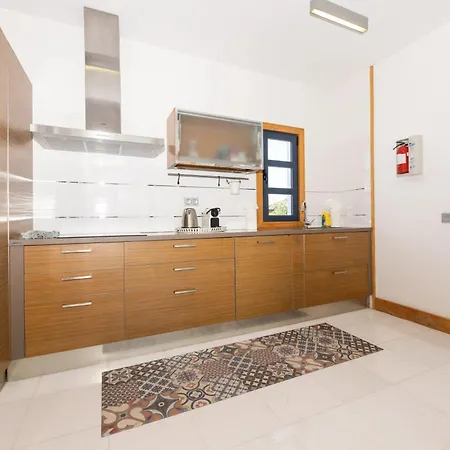 Villa Charming In With Private Pool *