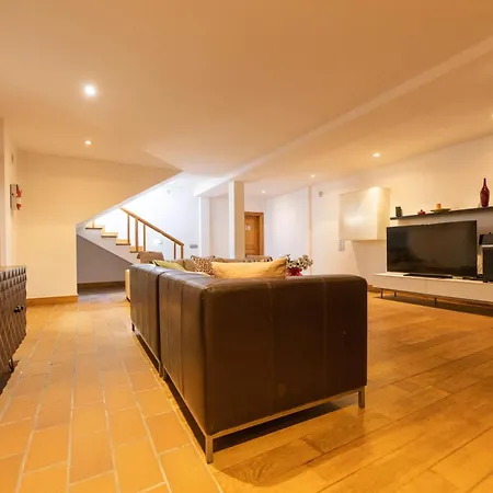 فيلة Charming In With Private Pool