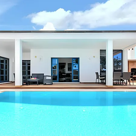 Willa Charming In With Private Pool *