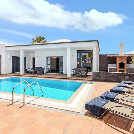 Charming In With Private Pool Willa Playa Blanca (Lanzarote)