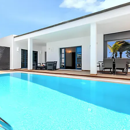 Charming In With Private Pool Willa Playa Blanca (Lanzarote)