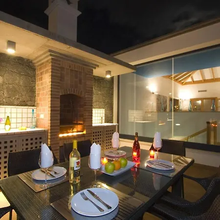 Willa Charming In With Private Pool *