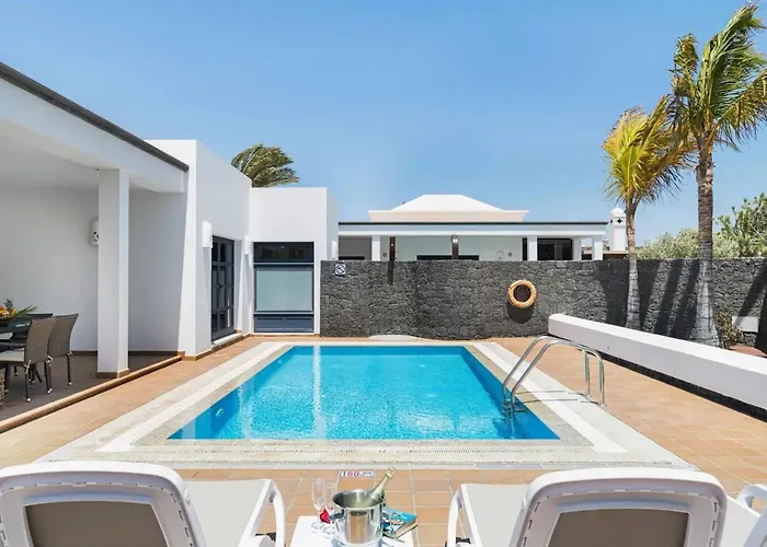 Charming In With Private Pool Villa *