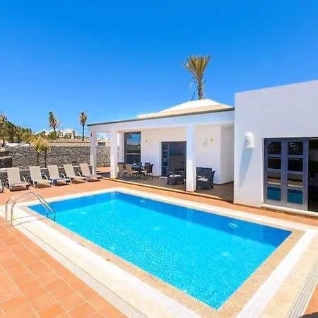 Charming In With Private Pool * Playa Blanca