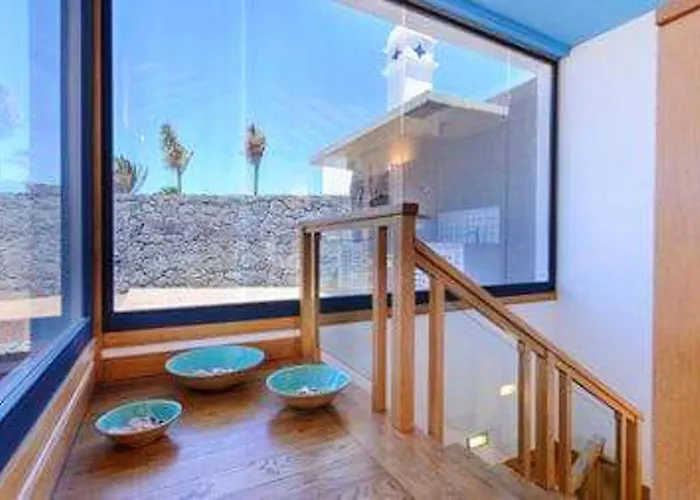 Villa Villa: Beachside Retreat With Pool & Wi-fi Playa Blanca (Lanzarote)