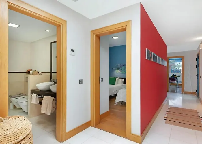 Villa Villa: Beachside Retreat With Pool & Wi-fi Playa Blanca (Lanzarote)