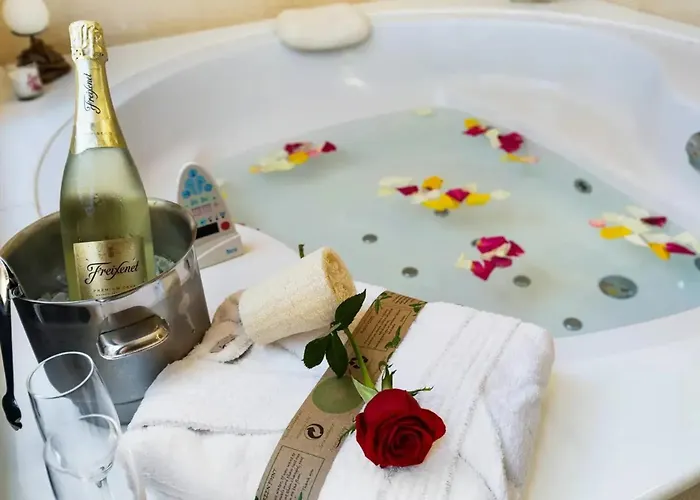 Villa: Beachside Retreat With Pool & Wi-fi Playa Blanca (Lanzarote)